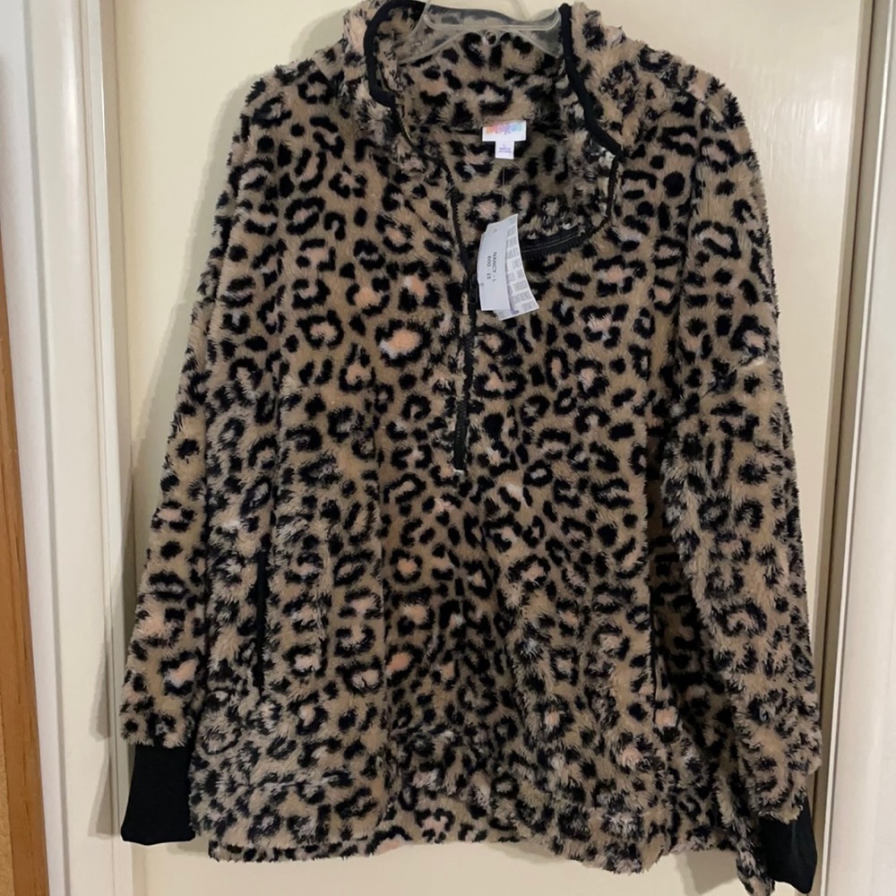 LuLaRoe Nancy Pull-Over